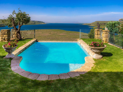 Wild Horses Lodge, Colorful, Swimming Pool