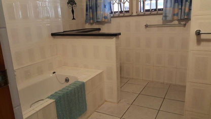 Wild Waters Holiday Accommodation Shelly Beach Kzn Margate Kwazulu Natal South Africa Bathroom