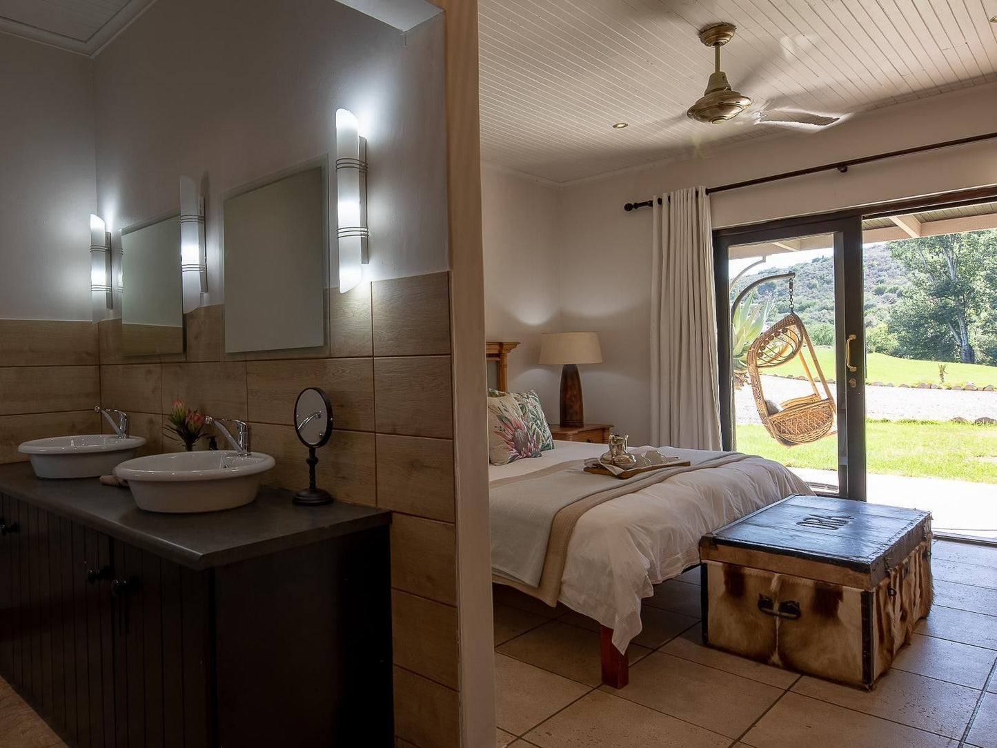 Wildehondekloof Swartberg Private Game Reserve Western Cape South Africa Bedroom