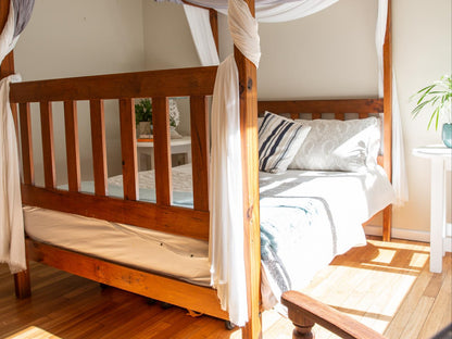 Double Room @ Wilderness Beach House Backpackers Lodge