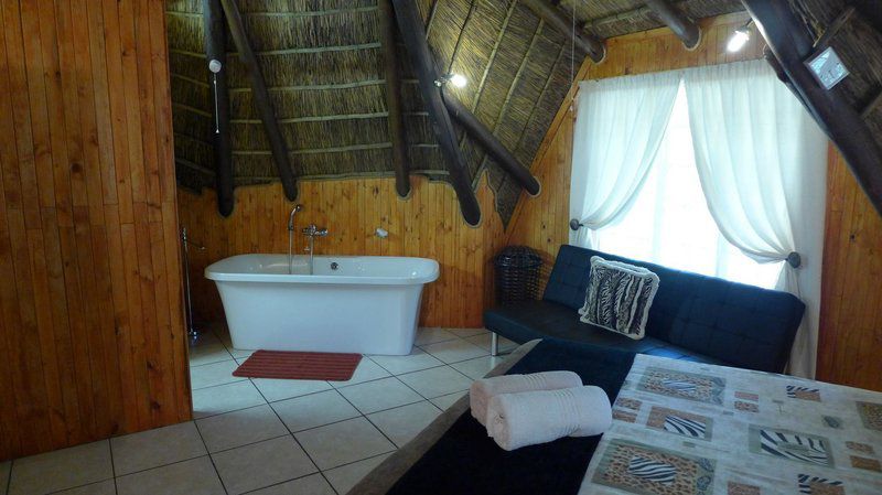 Wildsbokkie Marloth Park Mpumalanga South Africa Cabin, Building, Architecture, Bathroom, Swimming Pool