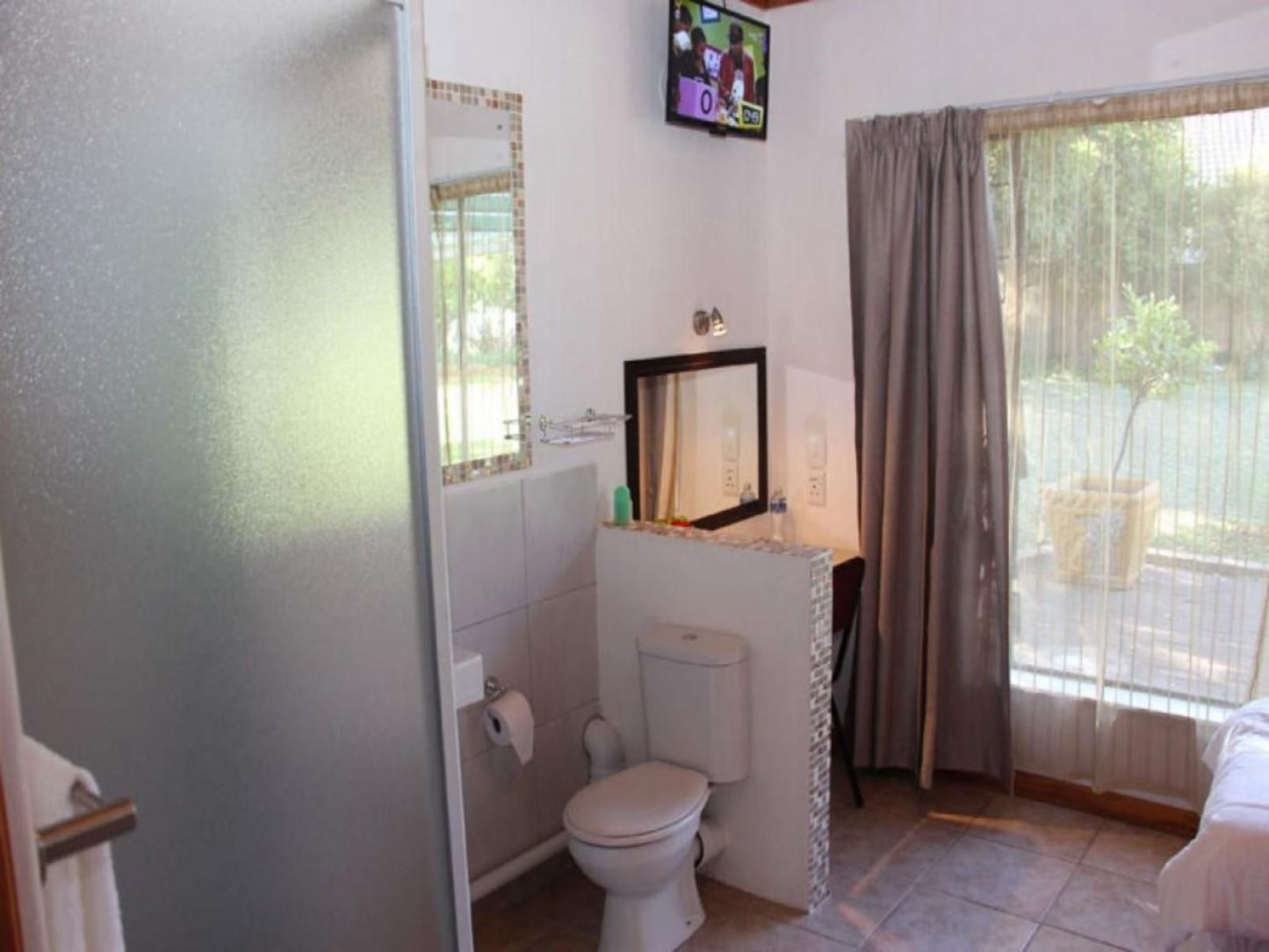 Windmill Guest House Pellissier Bloemfontein Free State South Africa Bathroom