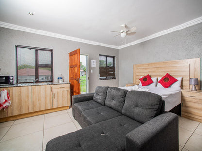 One bedroom self catering unit @ Khayalami Hotels - Emalahleni