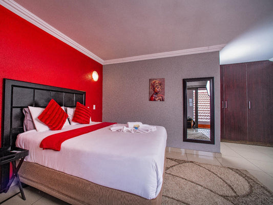 Standard Double room @ Khayalami Hotels - Emalahleni