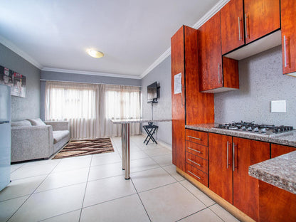 Two Bedroom Unit @ Khayalami Hotels - Emalahleni