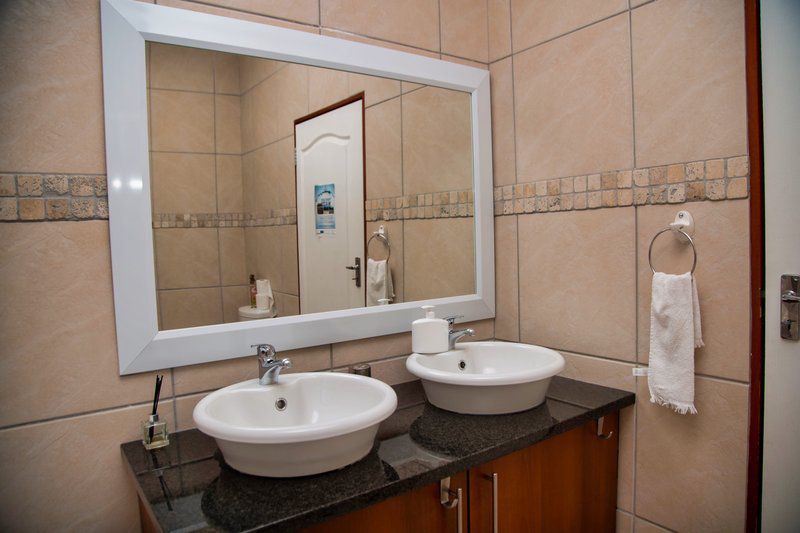 Wlkom Guest House Parklands Blouberg Western Cape South Africa Bathroom