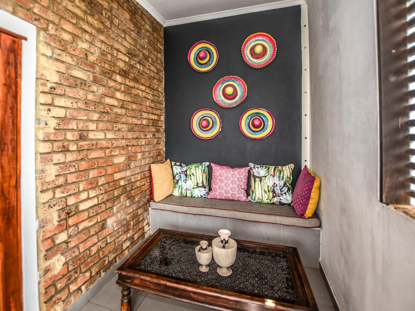 Yalla Yalla Boutique Hotel Die Heuwel Witbank Emalahleni Mpumalanga South Africa Brick Texture, Texture, Living Room