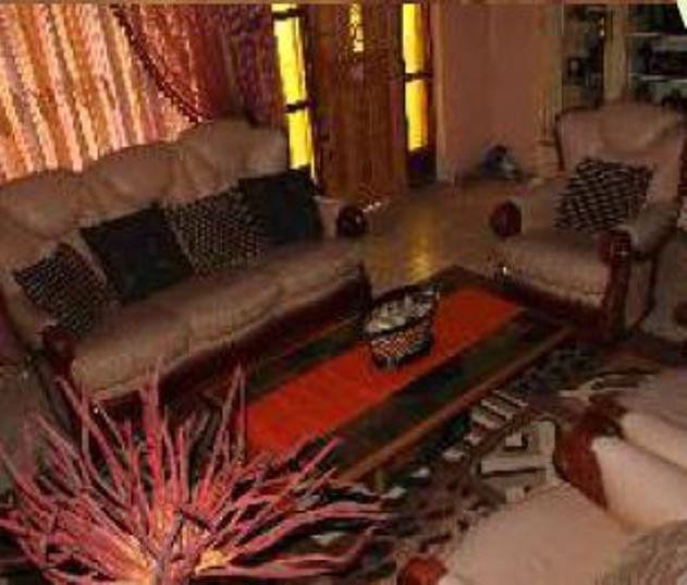 Living Room, Yalusa Guest House, Southridge Park, Mthatha