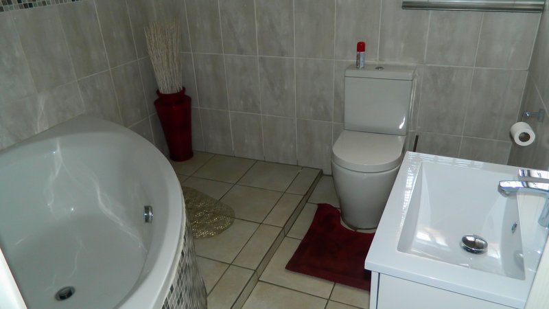 Ya Rocka Guesthouse Pretoria West Pretoria Tshwane Gauteng South Africa Unsaturated, Bathroom