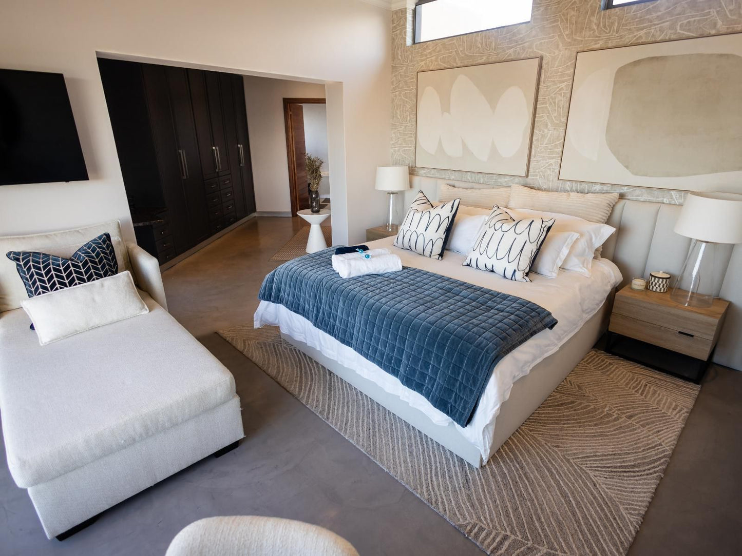 Yzerfontein Beach Accommodation, Five-bedroom Self-catering Villa, Bedroom