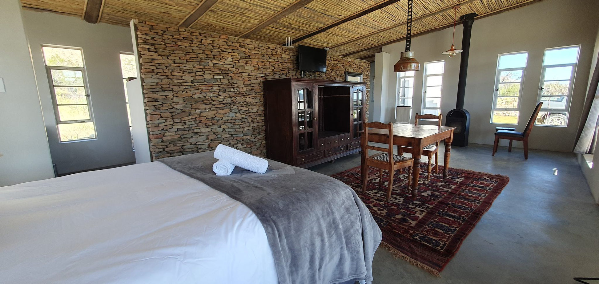Zandrivier Working Farm Seweweekspoort Western Cape South Africa Bedroom