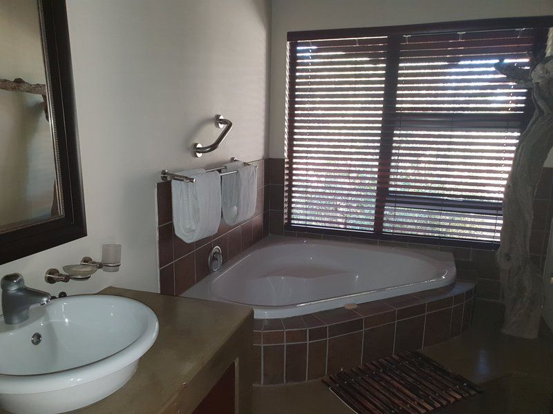 Zebula Mountain Retreat Pax 8 Zebula Golf Estate Limpopo Province South Africa Unsaturated, Bathroom