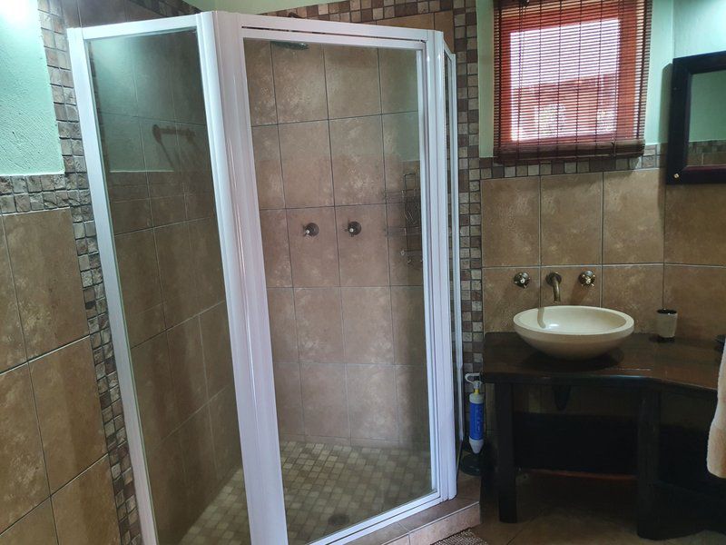 Zebula Walk Of The Eland Pax 12 Zebula Golf Estate Limpopo Province South Africa Door, Architecture, Bathroom