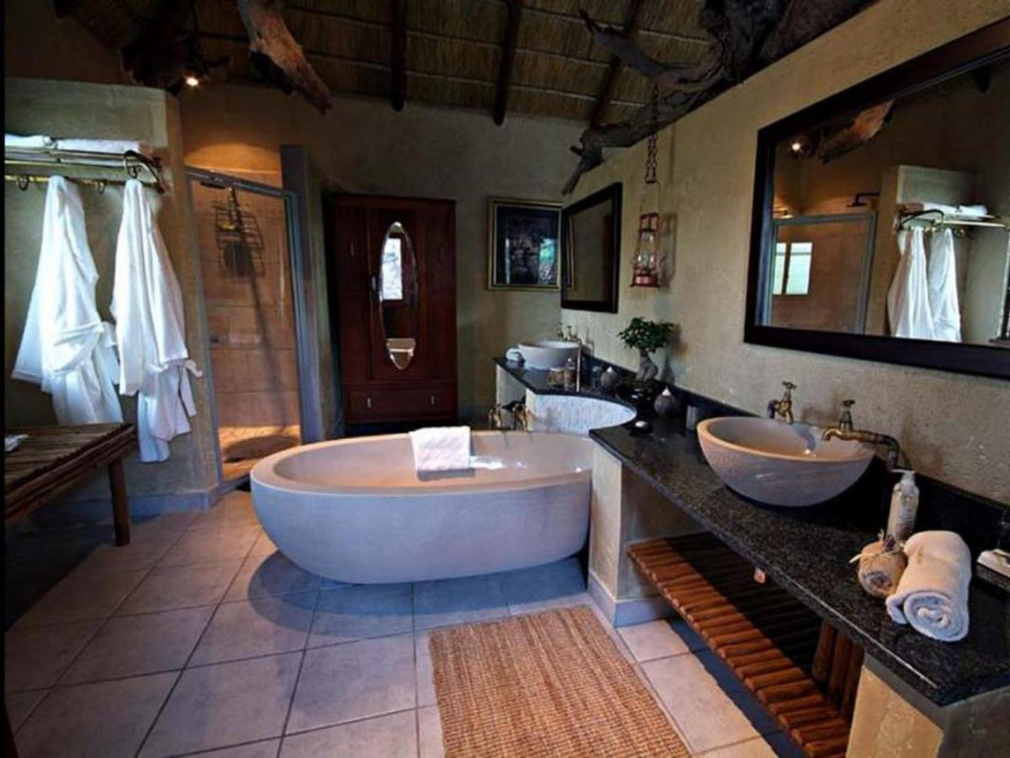 Luxury Chalet 1 @ Zenzele River Lodge
