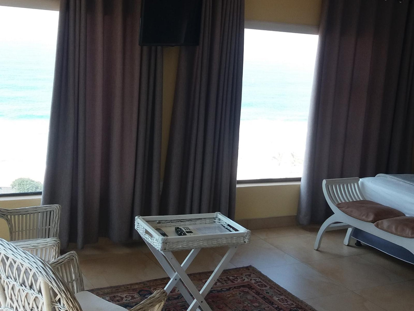 Studio with Sea View @ Zimbali View Eco Guest House