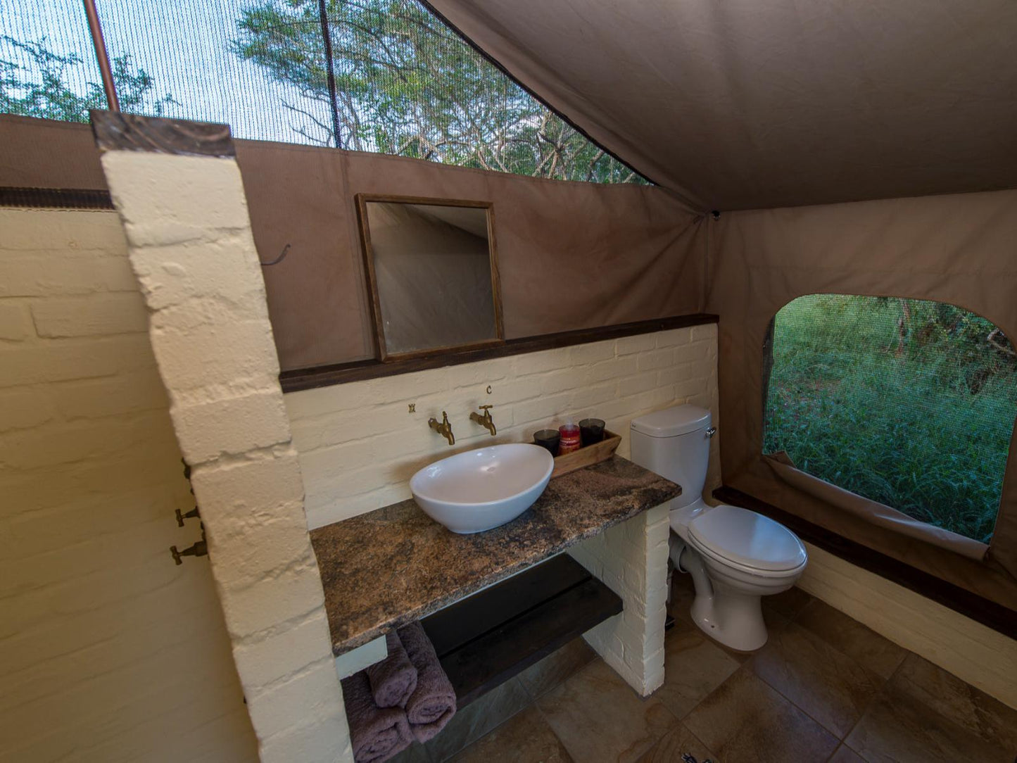 Safari Tent 1 Twin Beds @ Zululand Lodge
