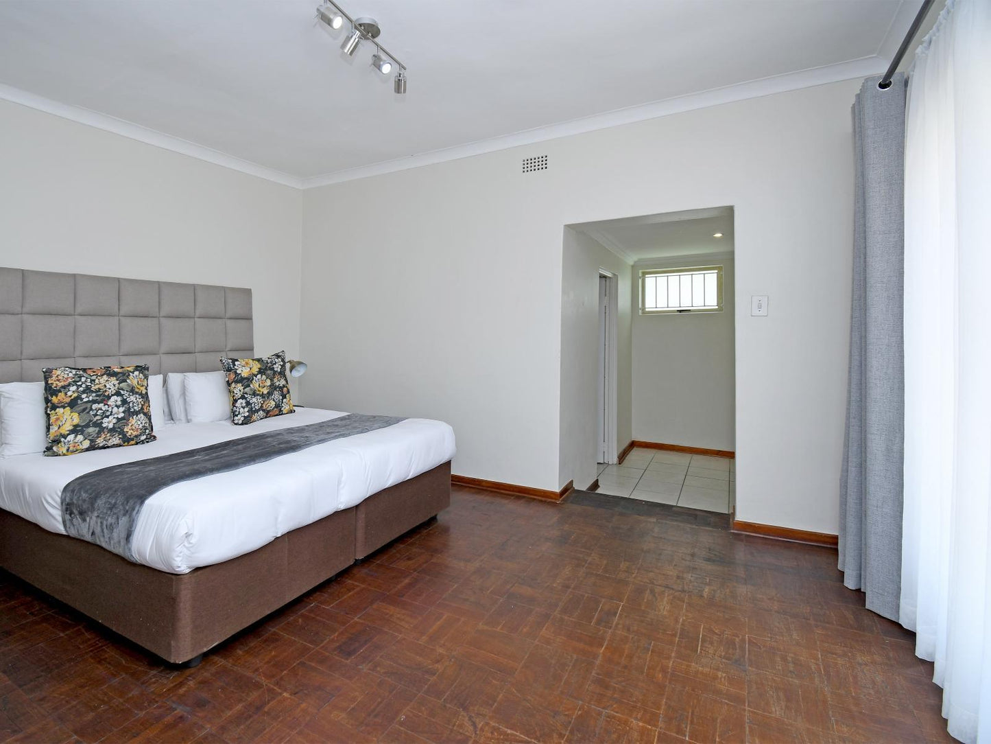 6 Bed Homestead 9 @ The Cube - Zwelakho Luxury Apartments